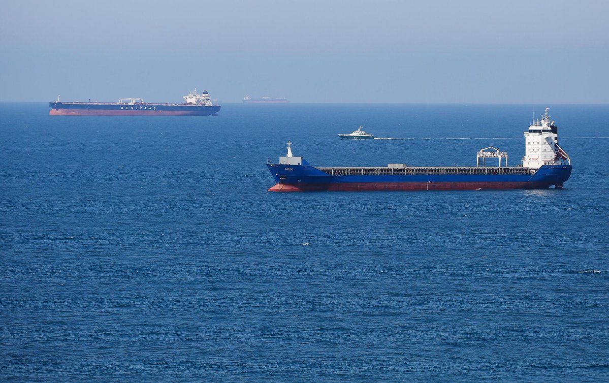 Administrația Trump lasă să expire derogarea care permitea cumpărarea petrolului rusesc transportat pe mare