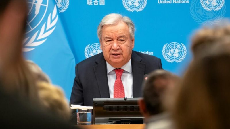 Secretarul General al ONU, Antonio Guterres, solicită Statelor Unite să plătească „miliardele de dolari” datorate organizației: „Reprezintă o obligație care nu e negociabilă”. Trump cere reforme dure la ONU