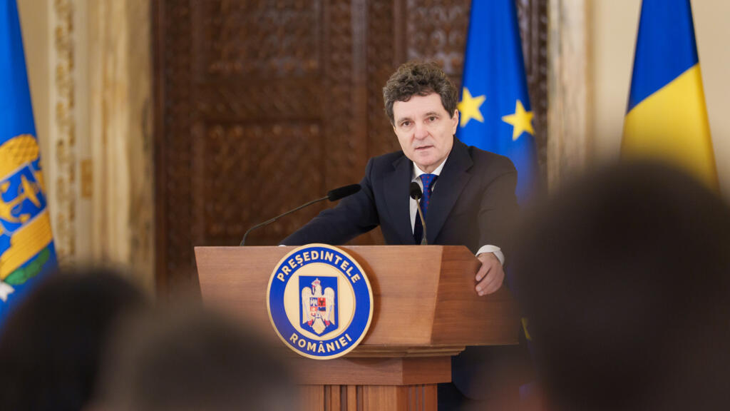 Nicușor Dan trage de timp pentru desemnarea noului Premier. George Mihalcea: „În mod clar, Nicușor Dan a pariat împotriva lui Bolojan. Președintele își urmărește propria agendă, care nu se suprapune cu agenda românilor și cu realitățile economice”