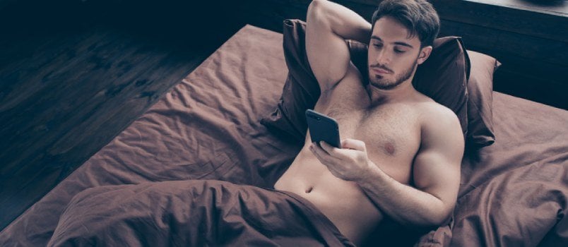 14% dintre adulți aleg sextingul în locul sexului. Psihologii spun că discuțiile intime cu A.I. oferă control și validare, dar ridică și probleme de fidelitate