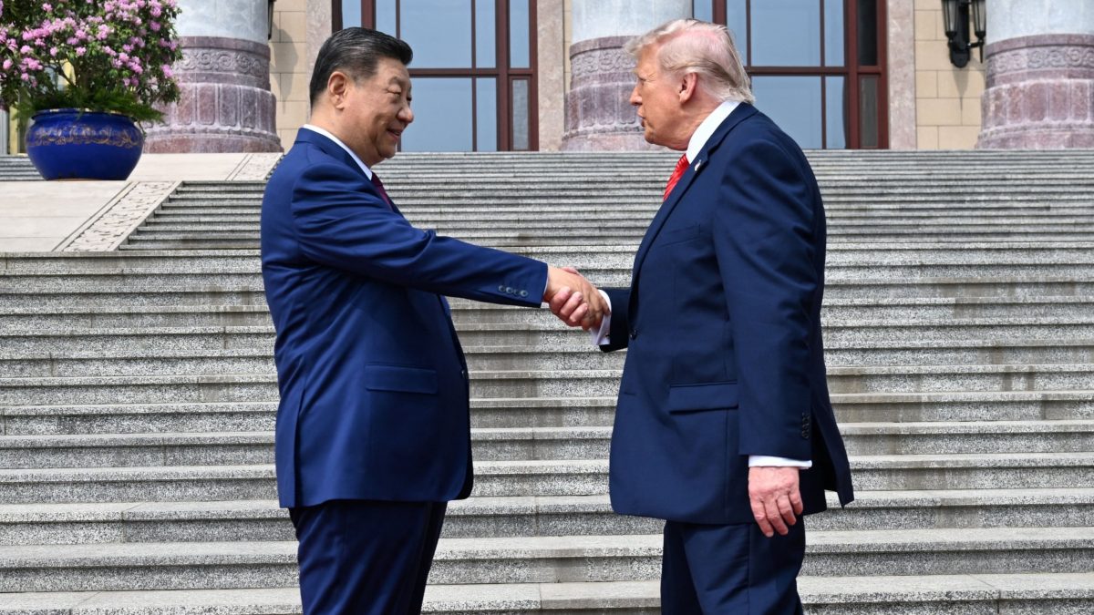 Handshake china us meet 14 may 2026 reuters
