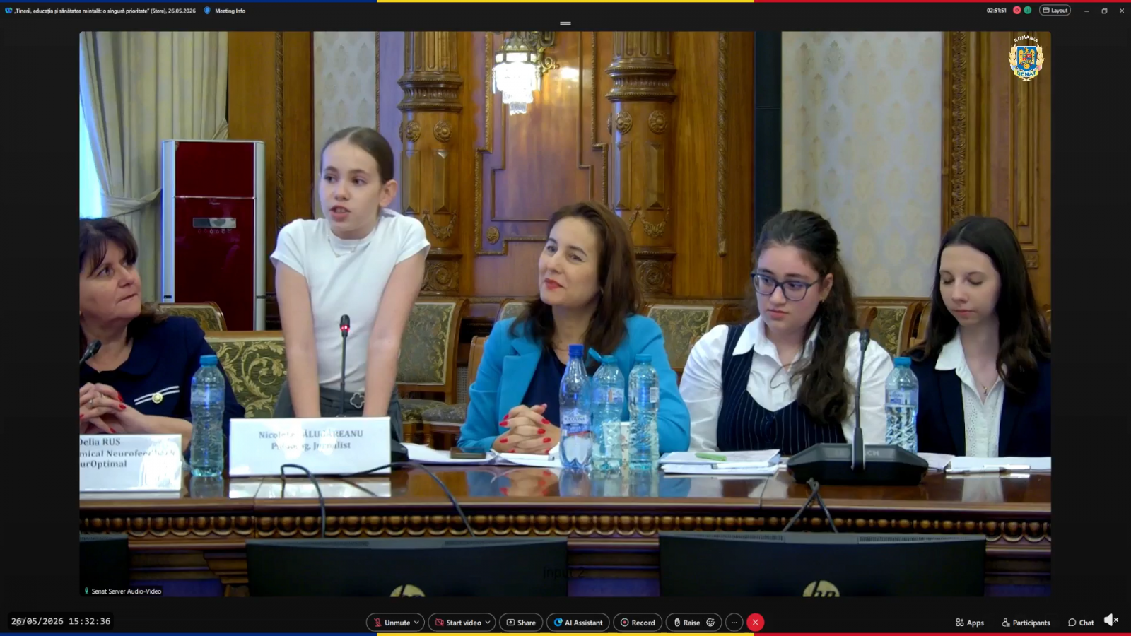 VIDEO. „Voi ne interziceți telefoanele, dar nu ne învățați să le folosim corect”, i-a spus o elevă de clasa a V-a Ministrului Educației. „Am o profesoară de română care anul acesta mi-a dat 27 de cărți de citit, din care n-am înțeles niciuna”