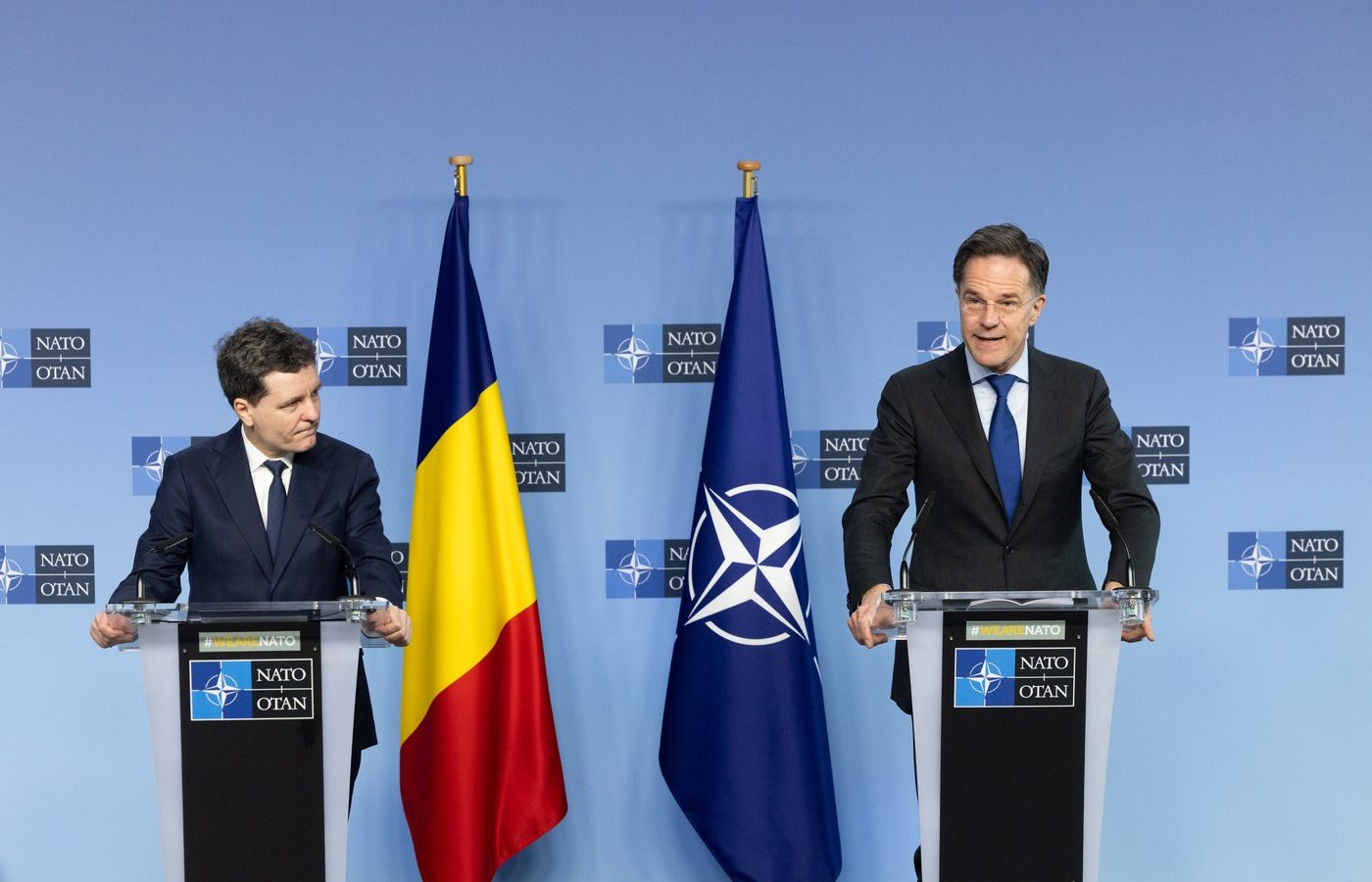 Nicușor Dan a vorbit cu Mark Rutte după prăbușirea dronei rusești peste blocul din Galați: „NATO este pregătită să apere fiecare centimetru de teritoriu aliat”. Ce mesaje au transmis Ursula von der Leyen și Ambasadorul SUA la NATO