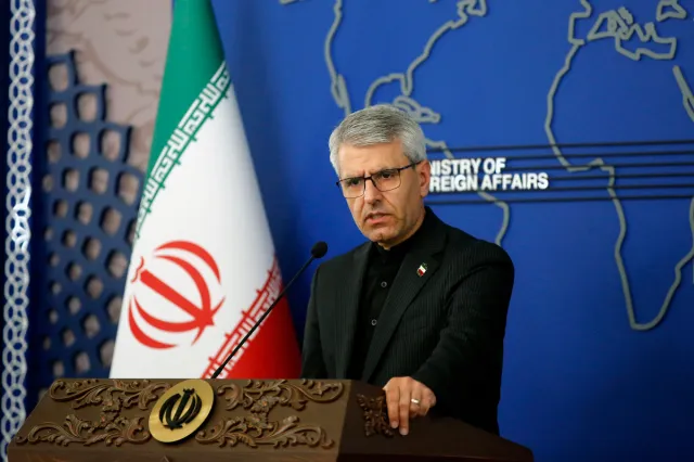 Iranul anunță că analizează „o nouă propunere de pace” din partea SUA, după ce s-a vehiculat că urmează să fie semnat un memorandum pentru încheierea oficială a războiului. Mediatorii pakistanezi sunt optimiști: „Suntem foarte aproape”