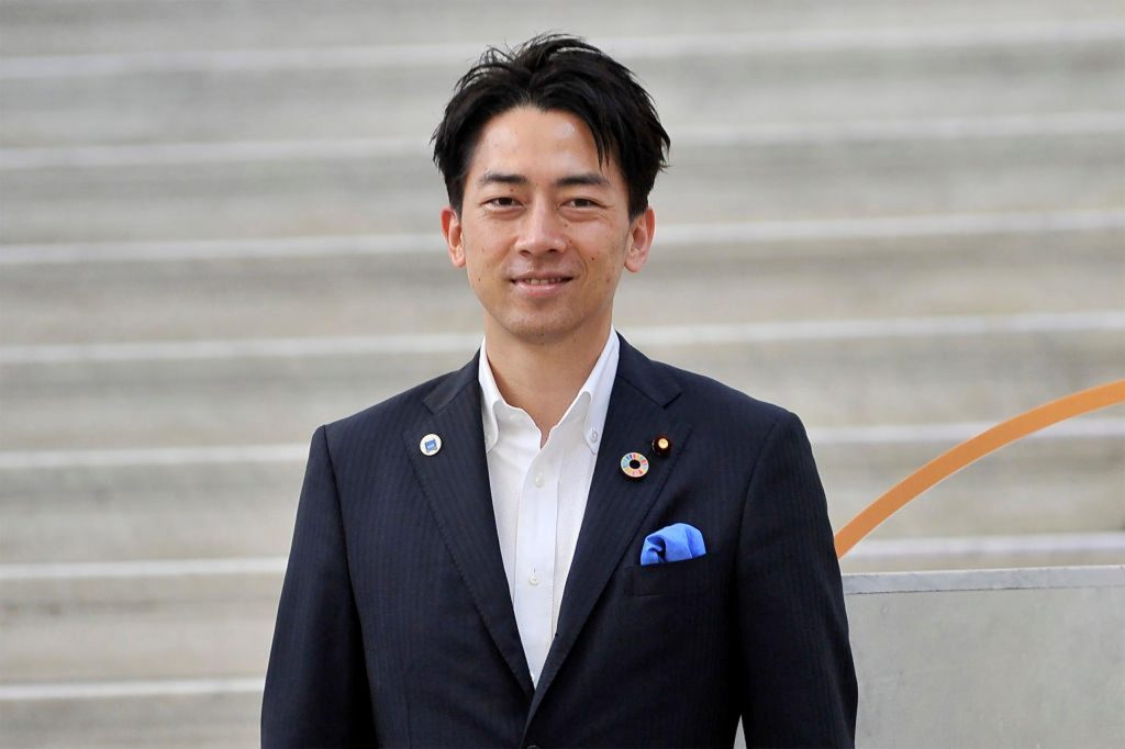 Japan pm shinjiro koizumi
