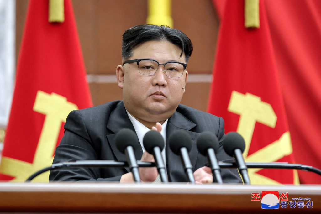 Tribunal din Seul îl obligă pe Kim Jong-Un să plătească despăgubiri foștilor prizonieri de război