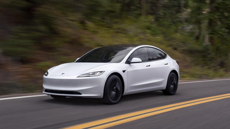 Model 3 tesla standard