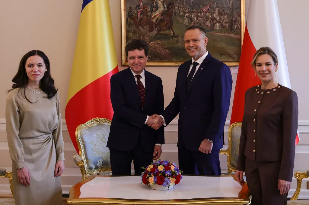 Nicușor Dan l-a primit pe Președintele Poloniei, Karol Nawrocki, la Cotroceni, înaintea Summitului B9