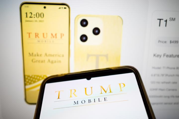 Trump telefon
