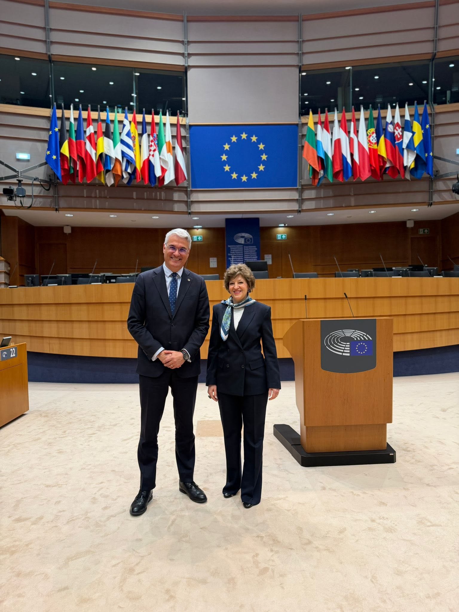 Surse: Oana Gheorghiu și Dragoș Pîslaru s-au înscris în PNL. Ciprian Ciucu renunță la candidatura pentru funcția de prim-vicepreședinte, iar Adrian Veștea s-a retras din cursa pentru șefia partidului