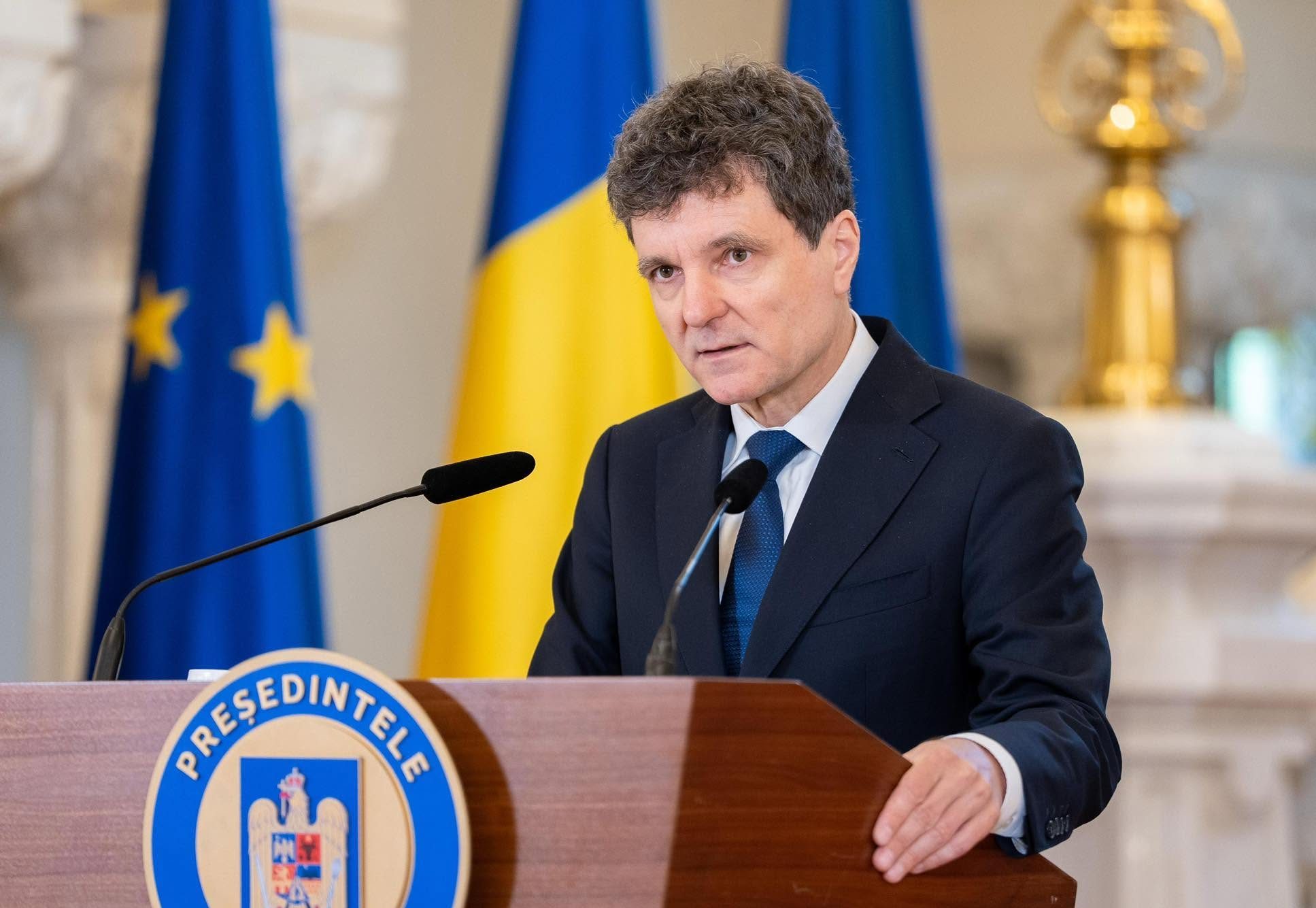 Nicușor Dan se întâlnește astăzi, la Cotroceni, cu Grindeanu, Bolojan, Fritz, Kelemen și Pambuccian. PNL, USR și UDMR l-au propus pe Siegfried Mureșan pentru funcția de Premier. Propunerea PSD este Sorin Grindeanu