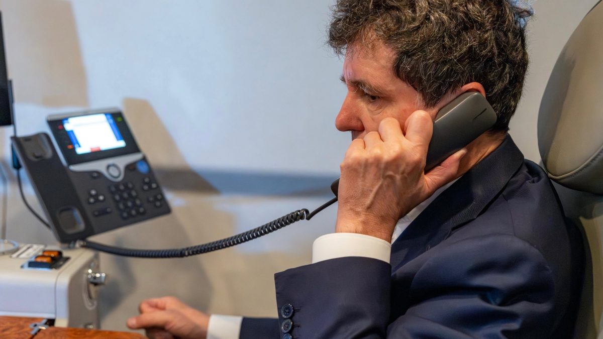 Nicuşor Dan a avut o convorbire telefonică cu preşedintele Consiliului European, António Costa, despre Summitul UE și securitatea frontierei estice
