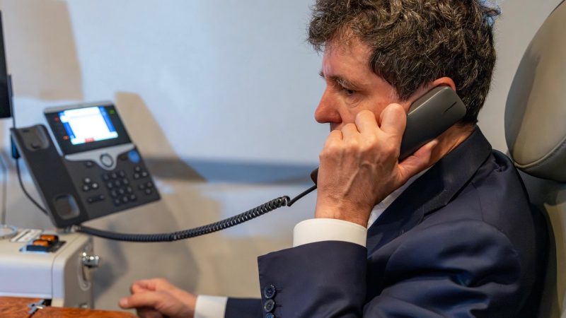 Nicuşor Dan a avut o convorbire telefonică cu preşedintele Consiliului European, António Costa, despre Summitul UE și securitatea frontierei estice