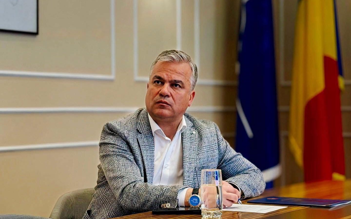 Adrian Veștea anunță că a depus la Parlament programul de Guvernare și lista miniștrilor