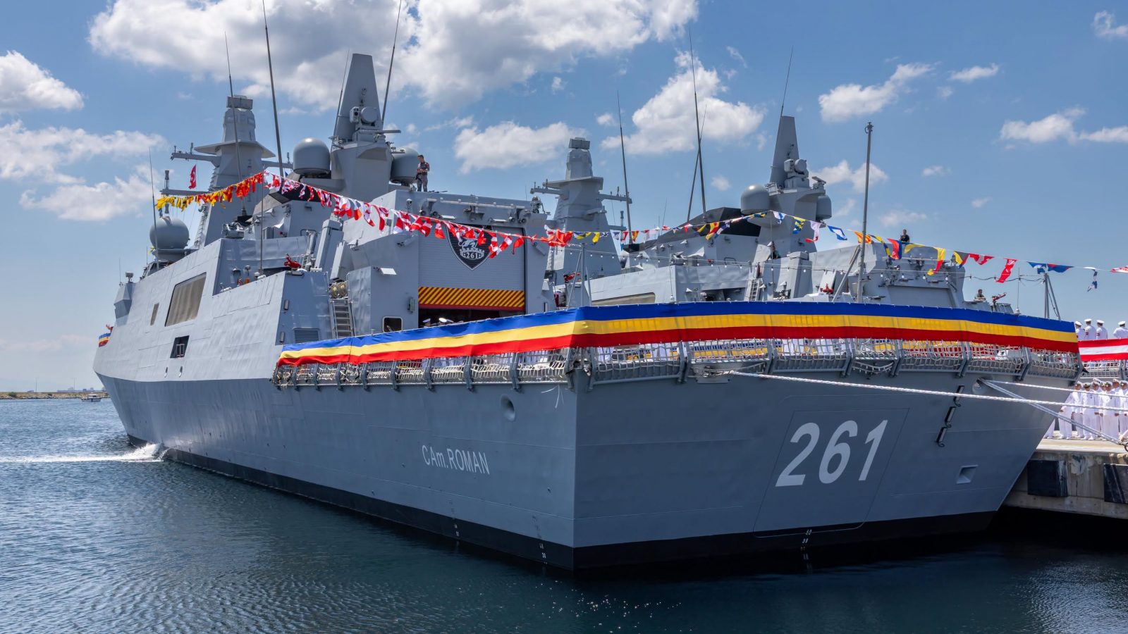 Forțele Navale Române primesc prima navă de luptă aproape nouă, după 40 de ani. România a cumpărat și alte două nave care vor fi realizate la Mangalia, cu 400 milioane de euro