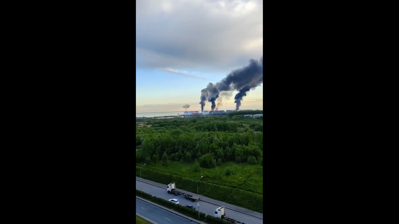 VIDEO. Ucraina a atacat Terminalul Petrolier din Sankt Petersburg înainte de deschiderea „Davosului rusesc”