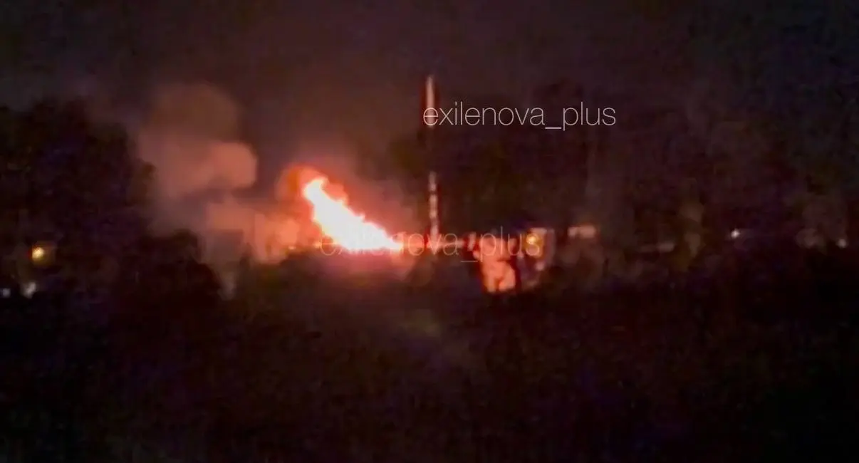Un incendiu a izbucnit la un depozit petrolier din regiunea rusă Krasnodar după un atac cu drone. Autoritățile ucrainene nu au comentat atacul