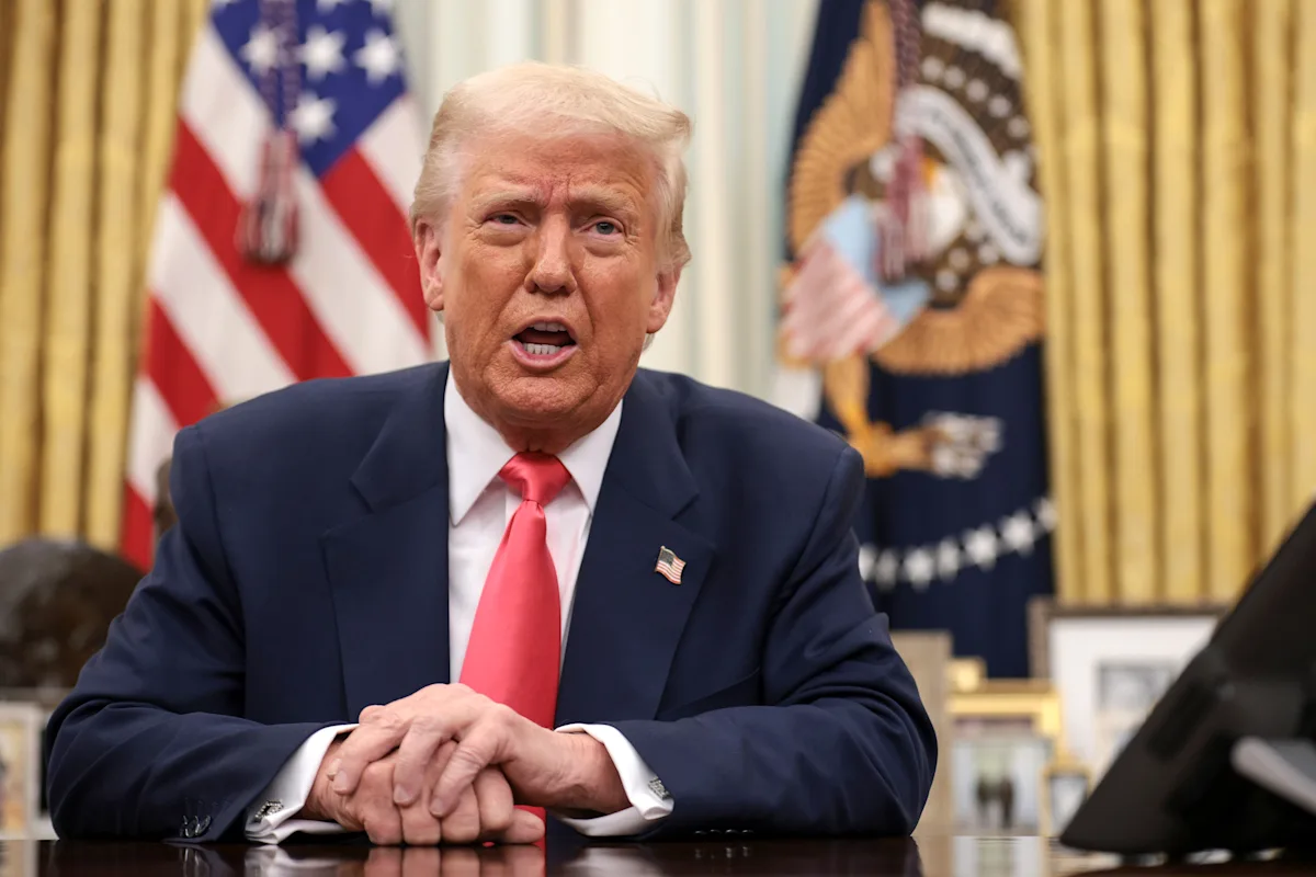 Trump critică dur Iranul pentru „termenii falși” publicați astăzi despre acordul cu SUA: „NU au NIMIC de-a face cu termenii asupra cărora s-a convenit, în scris. Iranienii sunt extrem de lipsiți de onoare”