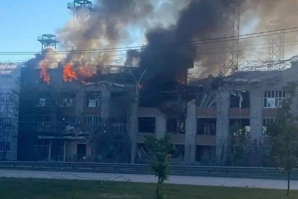 Ucraina a atacat o instalație militară importantă din interiorul Rusiei, folosind racheta de croazieră FP-5 Flamingo. Imaginile publicate de Zelenski