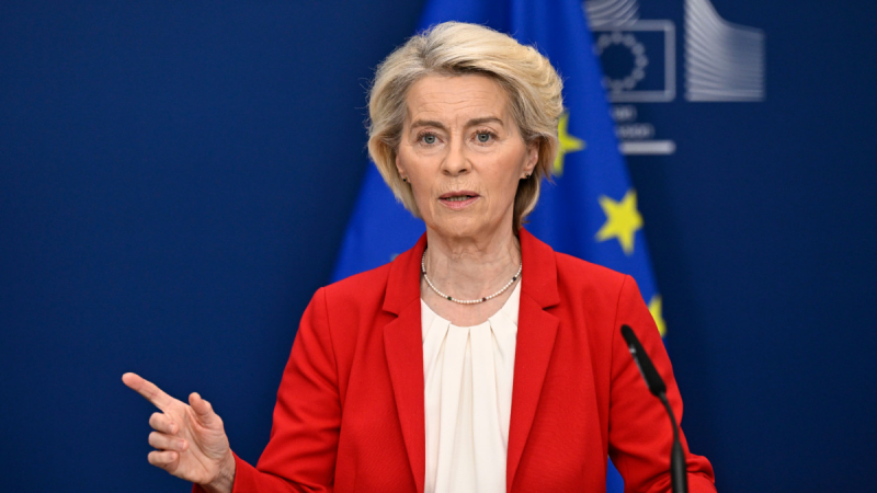 Comisia Europeană lansează un plan amplu de „suveranitate digitală”. Bruxelles vrea să reducă dependența de SUA și China și pregătește noi reguli pentru cloud, Inteligența Artificială și semiconductori
