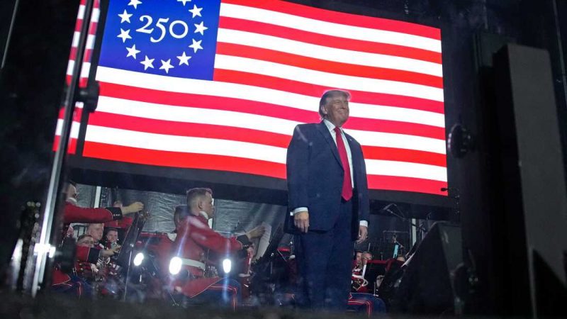 SUA aniversează 250 de ani de la adoptarea Declarației de Independență. Trump pregătește un „discurs lung” la National Mall și cel mai mare foc de artificii din lume