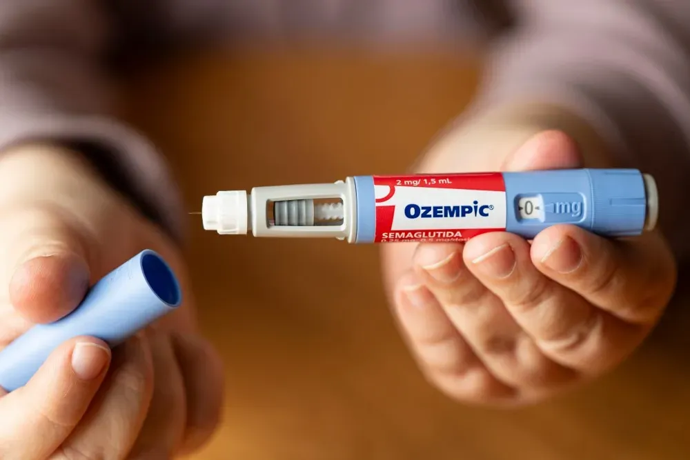 „Ozempic natural”: O moleculă descoperită la Stanford ar putea avea rezultate comparabile cu injecțiile pentru slăbit. Cercetătorii spun că BRP reduce apetitul cu mai puține efecte adverse
