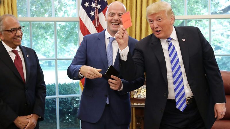 Donald Trump a influențat retragerea suspendării fotbalistului Forlain Balogun după cartonașul roșu contra Bosniei