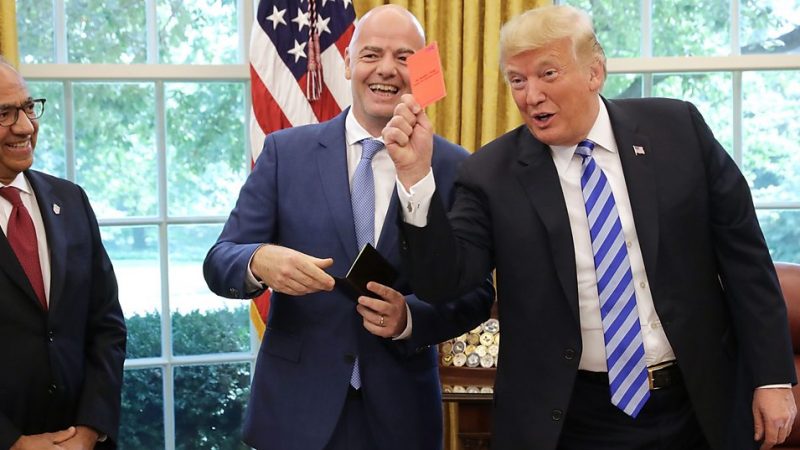 Donald Trump a influențat retragerea suspendării fotbalistului Forlain Balogun după cartonașul roșu contra Bosniei
