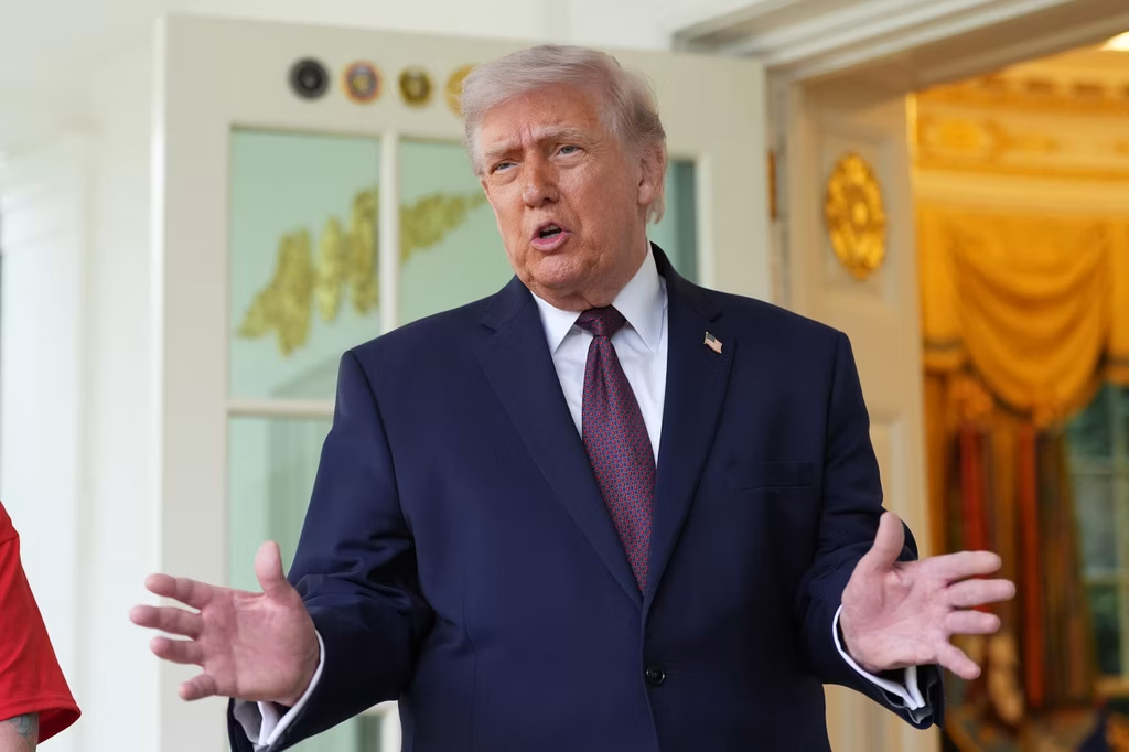 Trump vrea ca Iranul să fie inclus în pachetul de sancțiuni împotriva Rusiei: „Asta și-a dorit Lindsey Graham și asta urma să se întâmple”