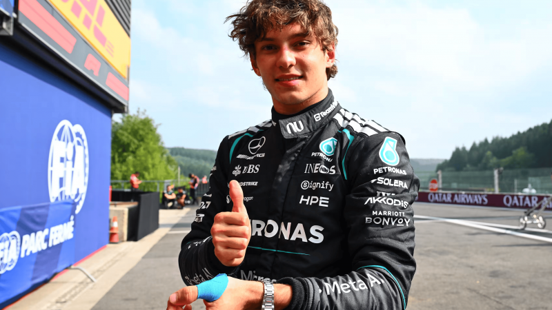 Kimi Antonelli a câștigat Marele Premiu de Formula 1 al Belgiei după o luptă cu Charles Leclerc
