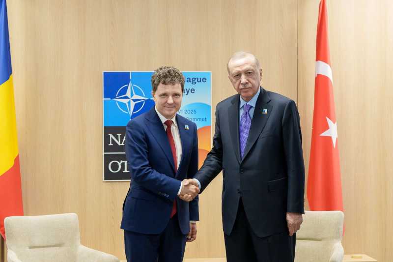 Ce va face Nicușor Dan cu pistolul primit cadou de la Erdogan la Summitul NATO de la Ankara? Anunțul Administrației Prezidențiale