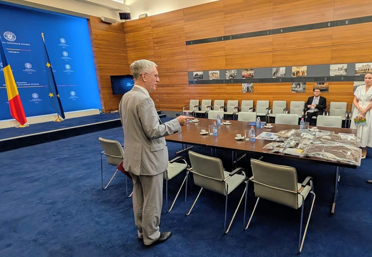 România declară un diplomat rus persoană inacceptabilă. MAE: I s-au arătat fragmente ale dronei distruse pe teritoriul României