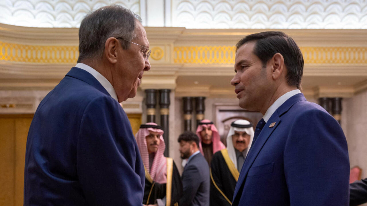 Întâlnirea „istorică” dintre Lavrov și Rubio a durat doar 35 de minute