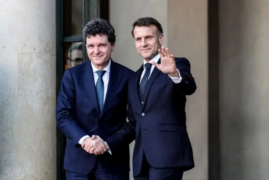 Macron vizita nicusor