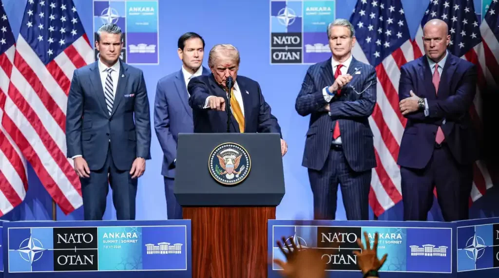 Trump anunță că Statele Unite vor cere „foarte mulți bani” aliaților pentru rolul de „gardian” al Strâmtorii Ormuz. SUA reinstaurează blocada navală asupra Iranului