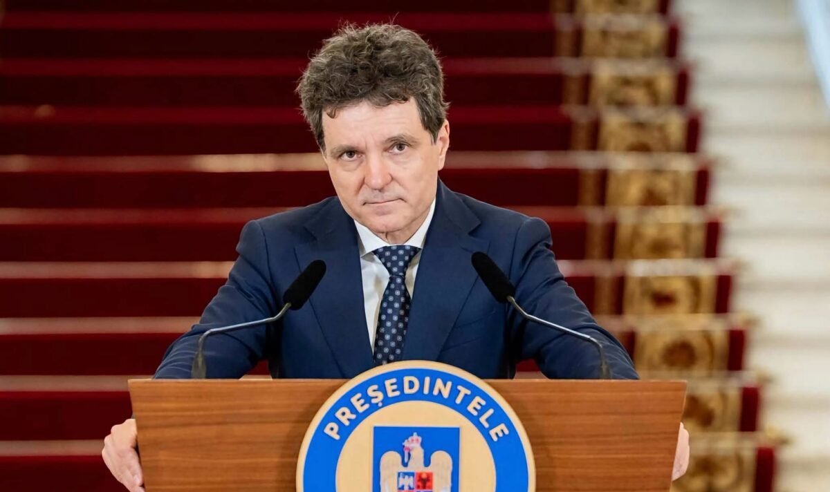 Nicușor Dan nu mai exclude alegerile anticipate, după încă o rundă de consultări eșuate cu liderii partidelor. Marius Luican: „E doar o amenințare. După alegerile anticipate ar urma suspendarea lui”