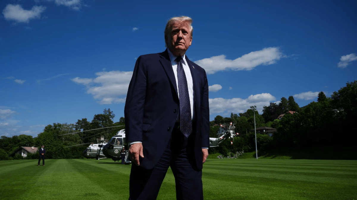 Donald Trump anunță că directorul interimar al serviciilor naționale de informații, Bill Pulte poate desecretiza documente guvernamentale majore