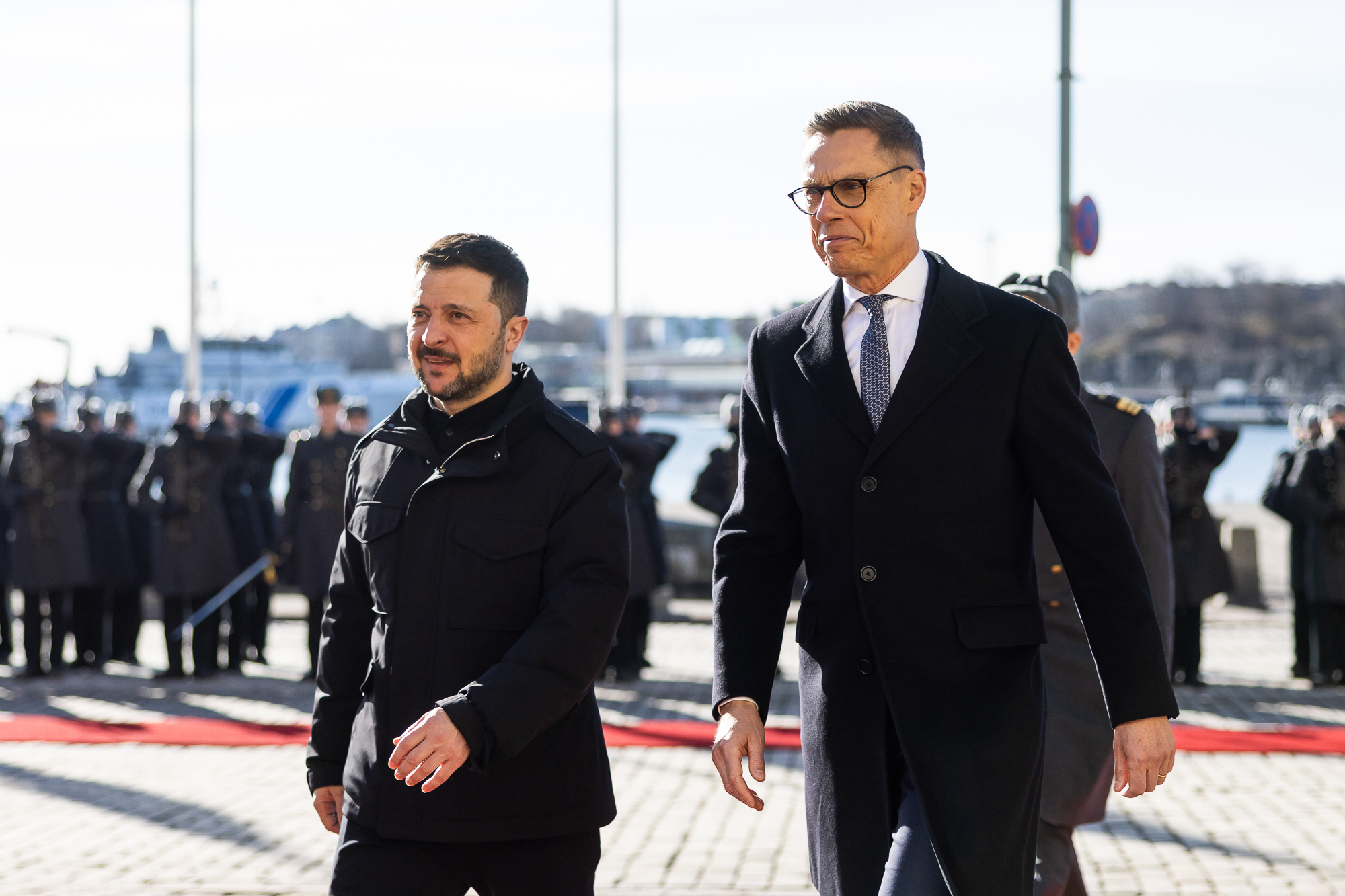 Președintele Finlandei, Alexander Stubb: Liderii NATO susțin atacurile cu drone ale Ucrainei pentru a-l forța pe Putin să negocieze