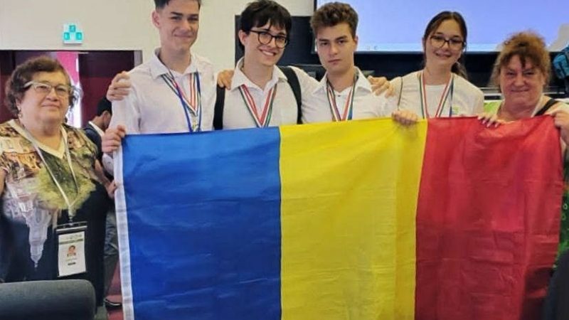 Elevii români obțin 9 medalii la Olimpiada Internațională Științele Pământului de la Torino