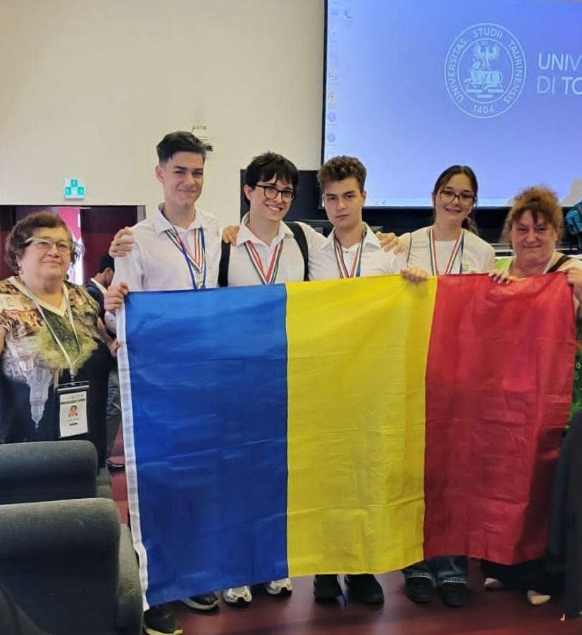 Elevii români obțin 9 medalii la Olimpiada Internațională Științele Pământului de la Torino