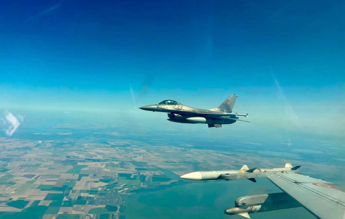 România, Bulgaria și Spania au semnat un acord pentru operațiuni transfrontaliere de poliție aeriană în cadrul NATO. Avioanele spaniole vor putea patrula și în spațiul aerian al Bulgariei