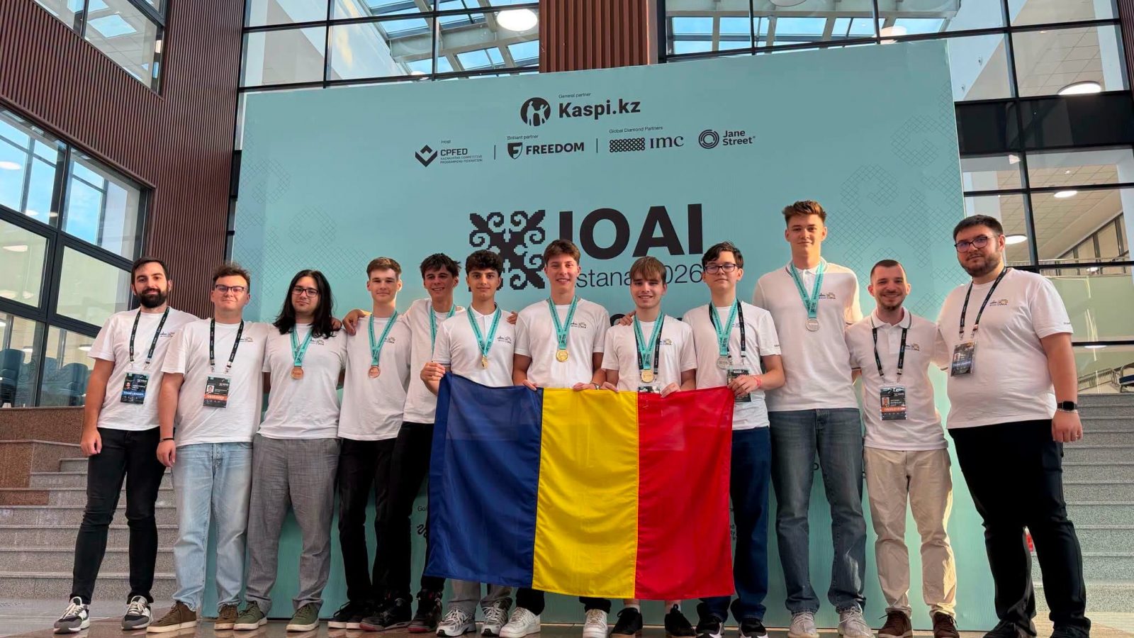 Elevii români au obținut 8 medalii la Olimpiada Internațională de Inteligență Artificială 2026. Roland Petrean: „Contează foarte mult strategia din timpul concursului”