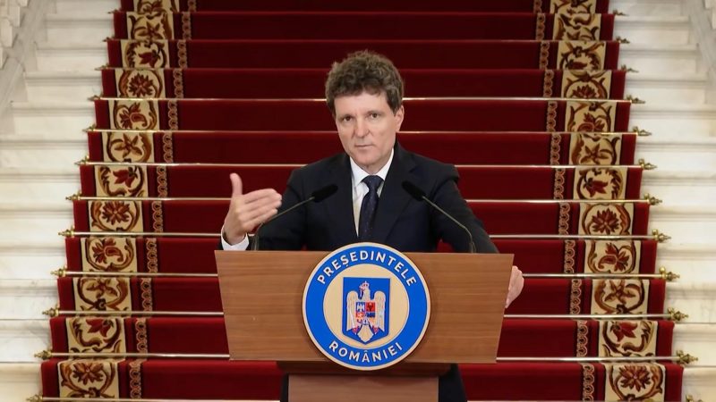 N.Dan: Fitch, semnalează îngrijorări privind climatul politic din România
