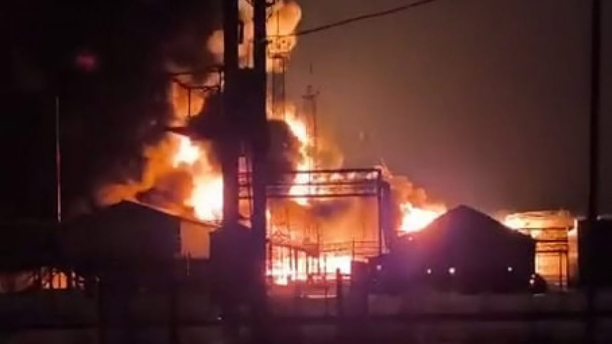 Ucraina a lansat un nou atac de amploare asupra unor obiective militare și energetice din Rusia