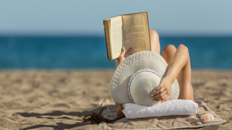 Beach read header