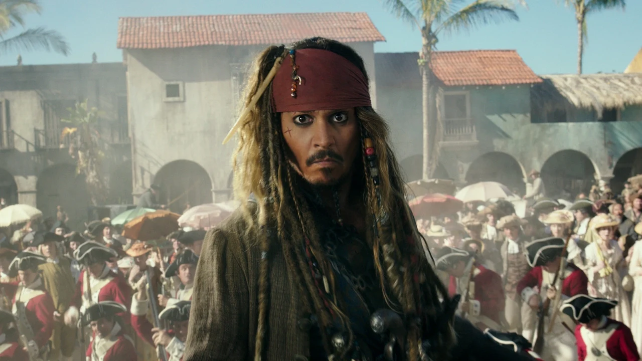 Johnny Depp negociază cu Disney revenirea în „Pirații din Caraibe”, la aproape un deceniu de la ultimul film