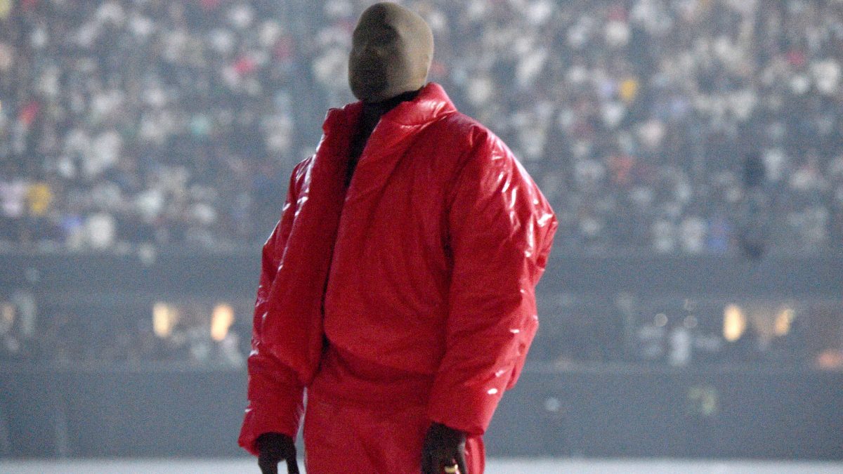 Concertele lui Kanye West din Rusia ar putea fi anulate. Gazprom Arena din Sankt Petersburg anunță că a primit „reclamații” privind prezența artistului