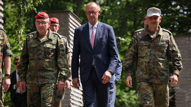 Germania pregătește în secret reintroducerea serviciului civil obligatoriu, odată cu serviciul militar, dacă Armata nu reușește să recruteze suficienți voluntari
