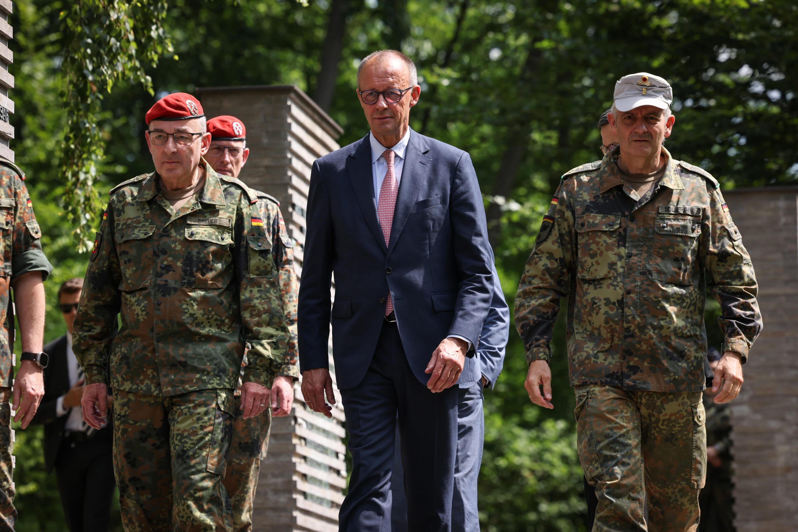 Germania pregătește în secret reintroducerea serviciului civil obligatoriu, odată cu serviciul militar, dacă Armata nu reușește să recruteze suficienți voluntari