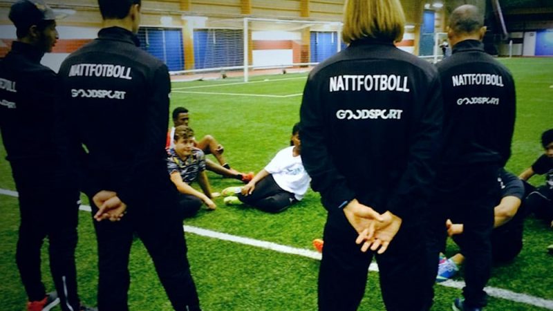 Nattfotboll